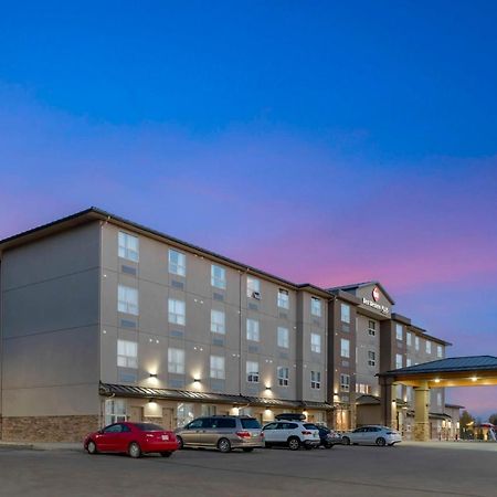 Best Western Plus Moose Jaw Exterior photo