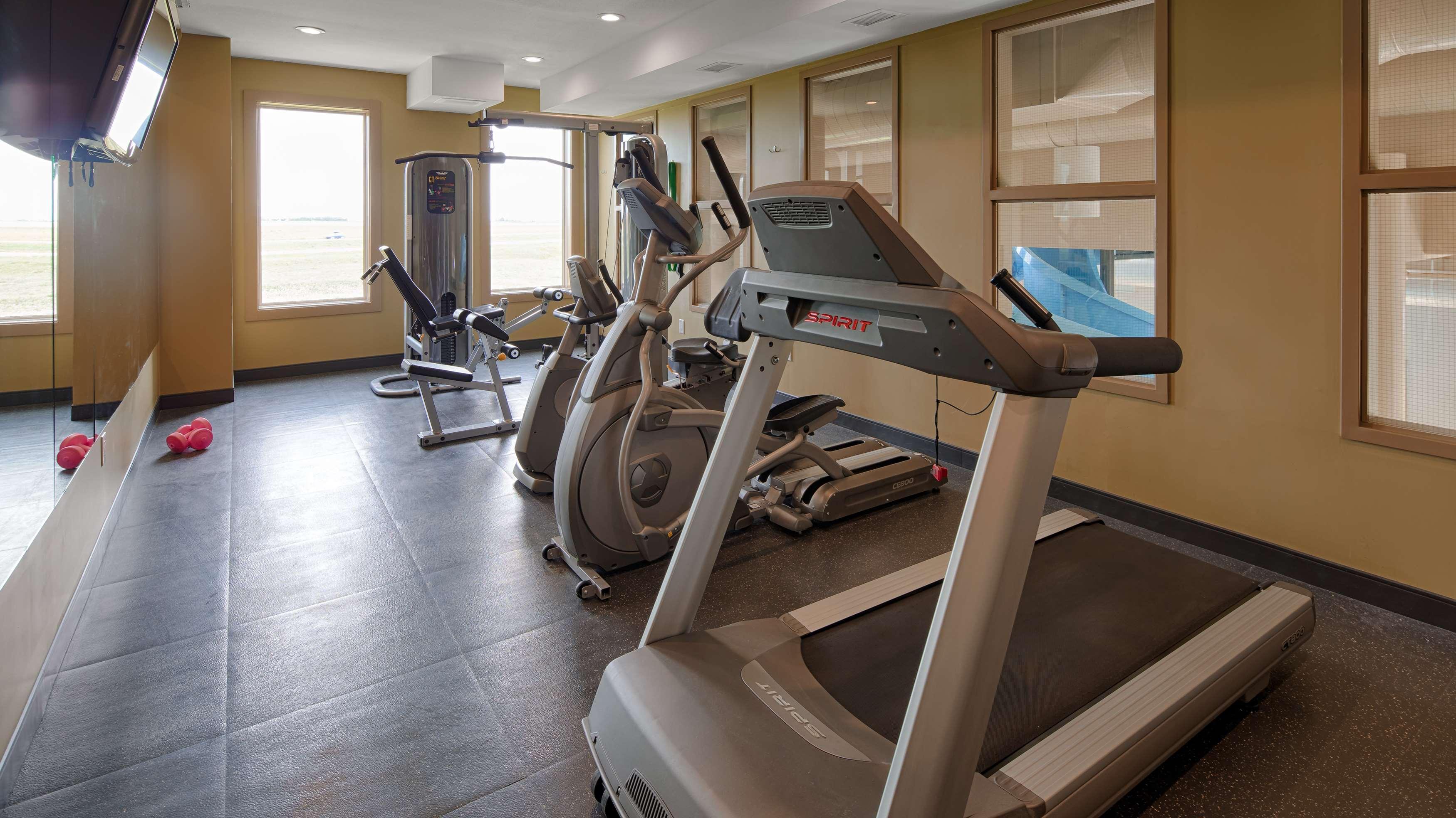 Best Western Plus Moose Jaw Exterior photo